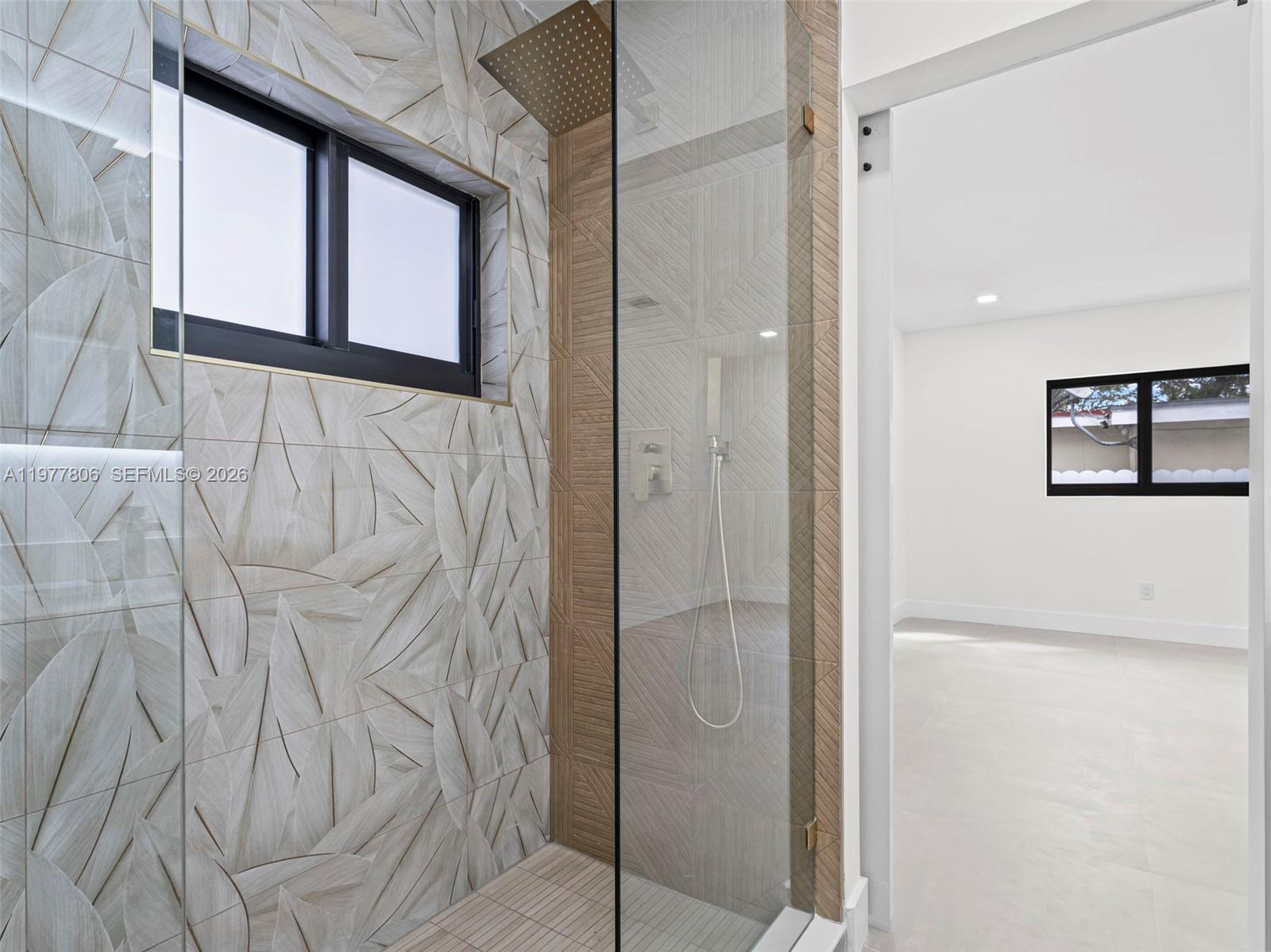 610 NE 164th Ter North Miami Beach, FL 33162