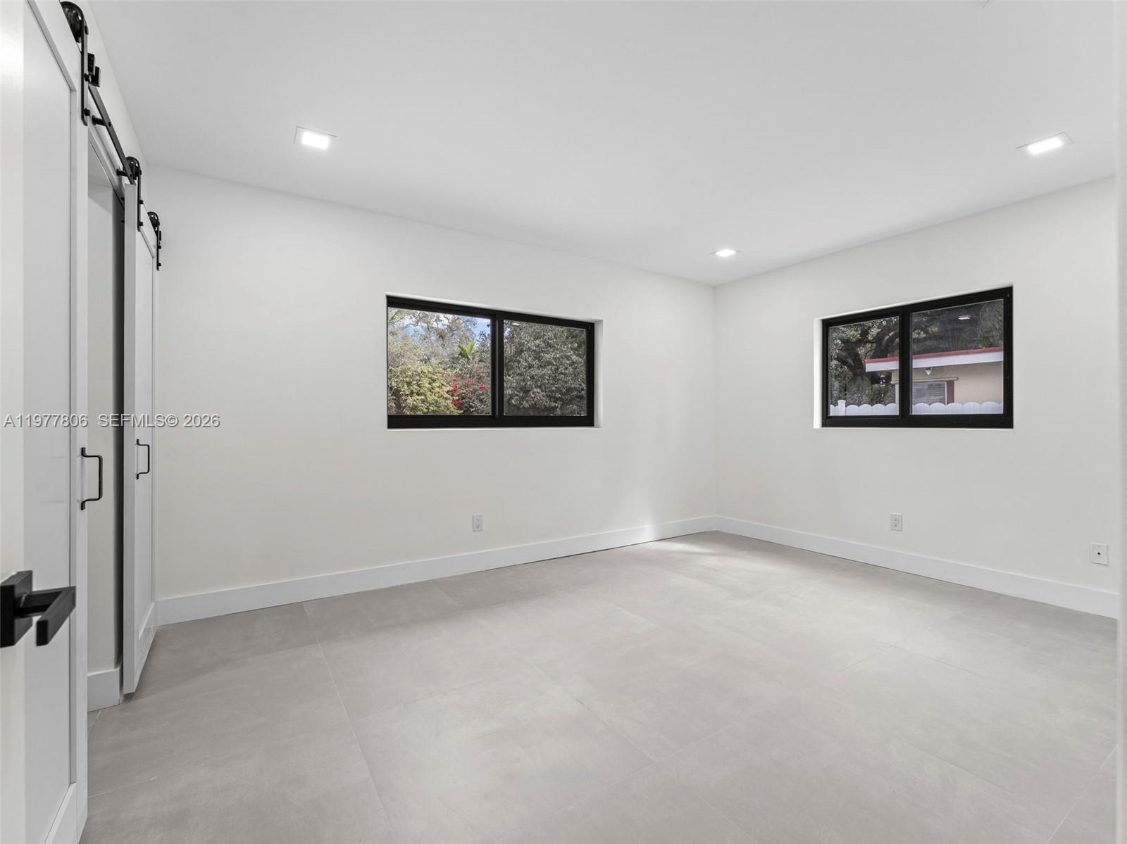 610 NE 164th Ter North Miami Beach, FL 33162