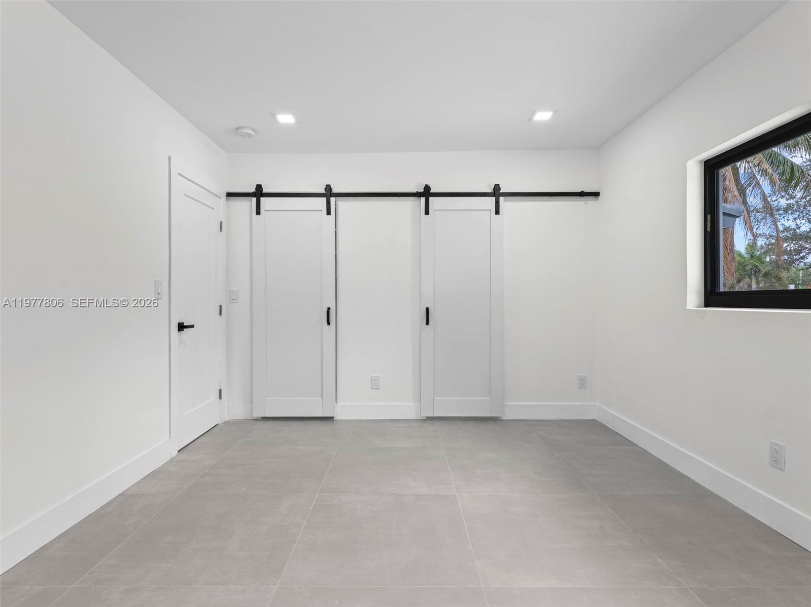 610 NE 164th Ter North Miami Beach, FL 33162