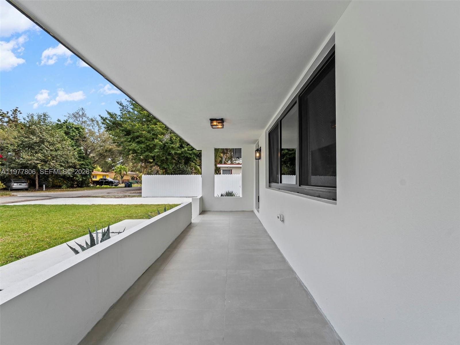 610 NE 164th Ter North Miami Beach, FL 33162