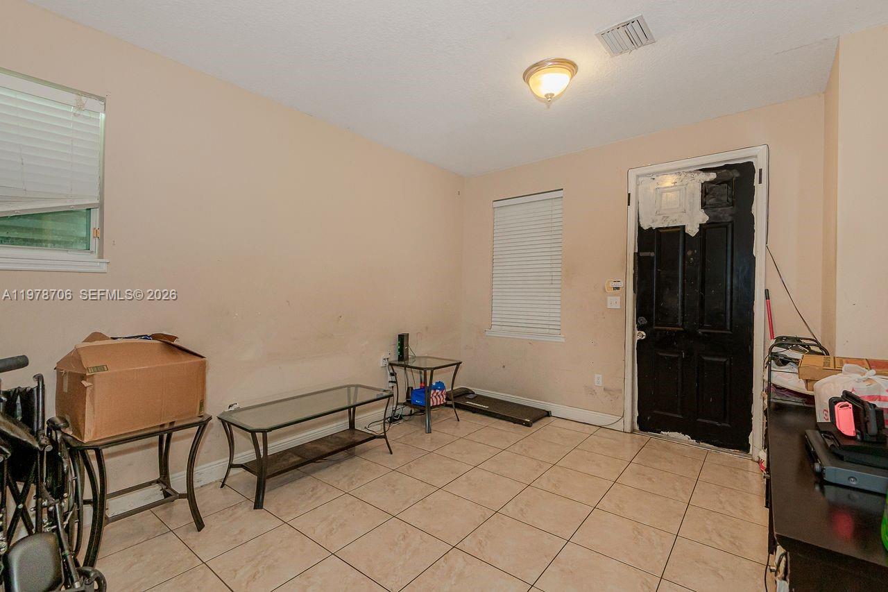 Undisclosed Address Miami, FL 33157