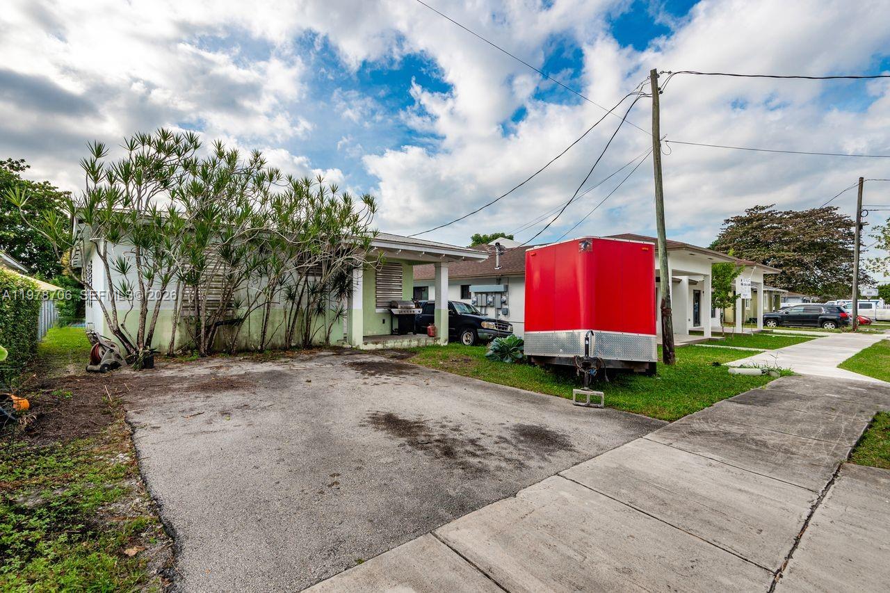 Undisclosed Address Miami, FL 33157