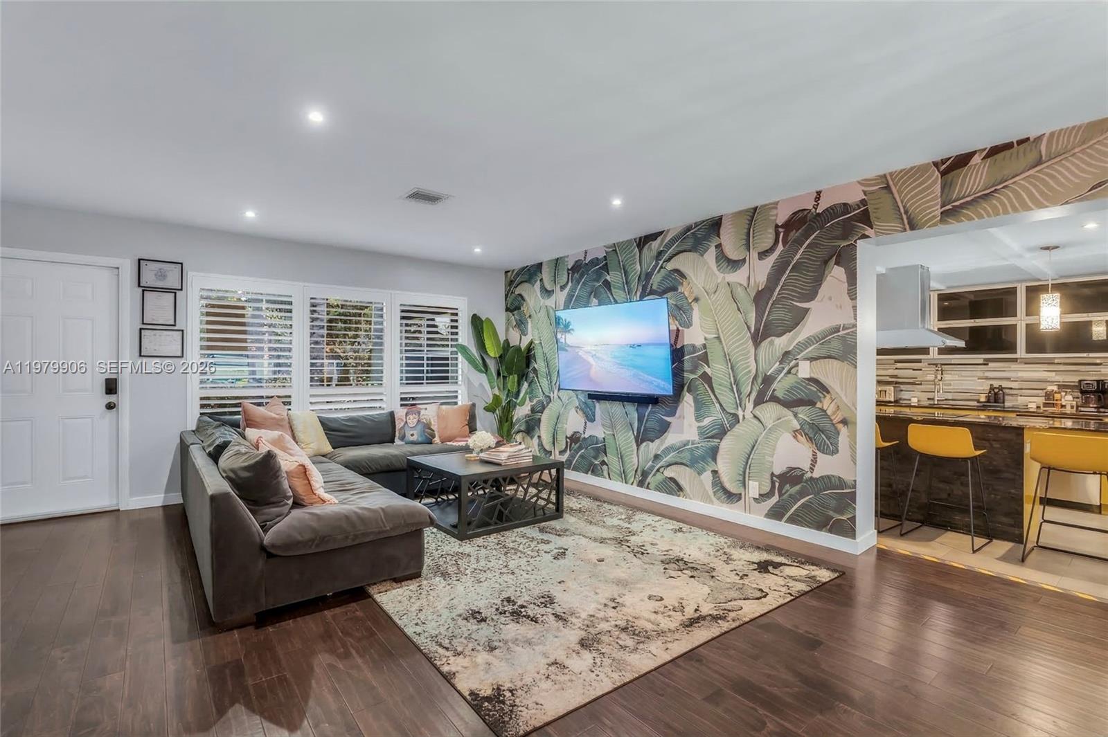 801 NW 24th St Wilton Manors, FL 33311