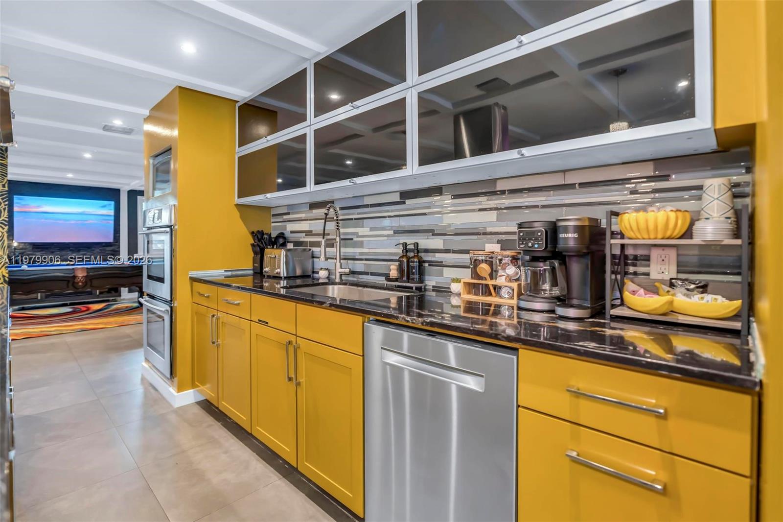 801 NW 24th St Wilton Manors, FL 33311