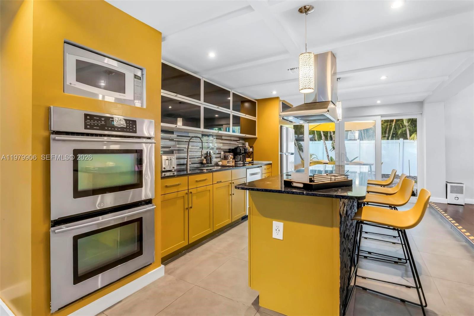 801 NW 24th St Wilton Manors, FL 33311