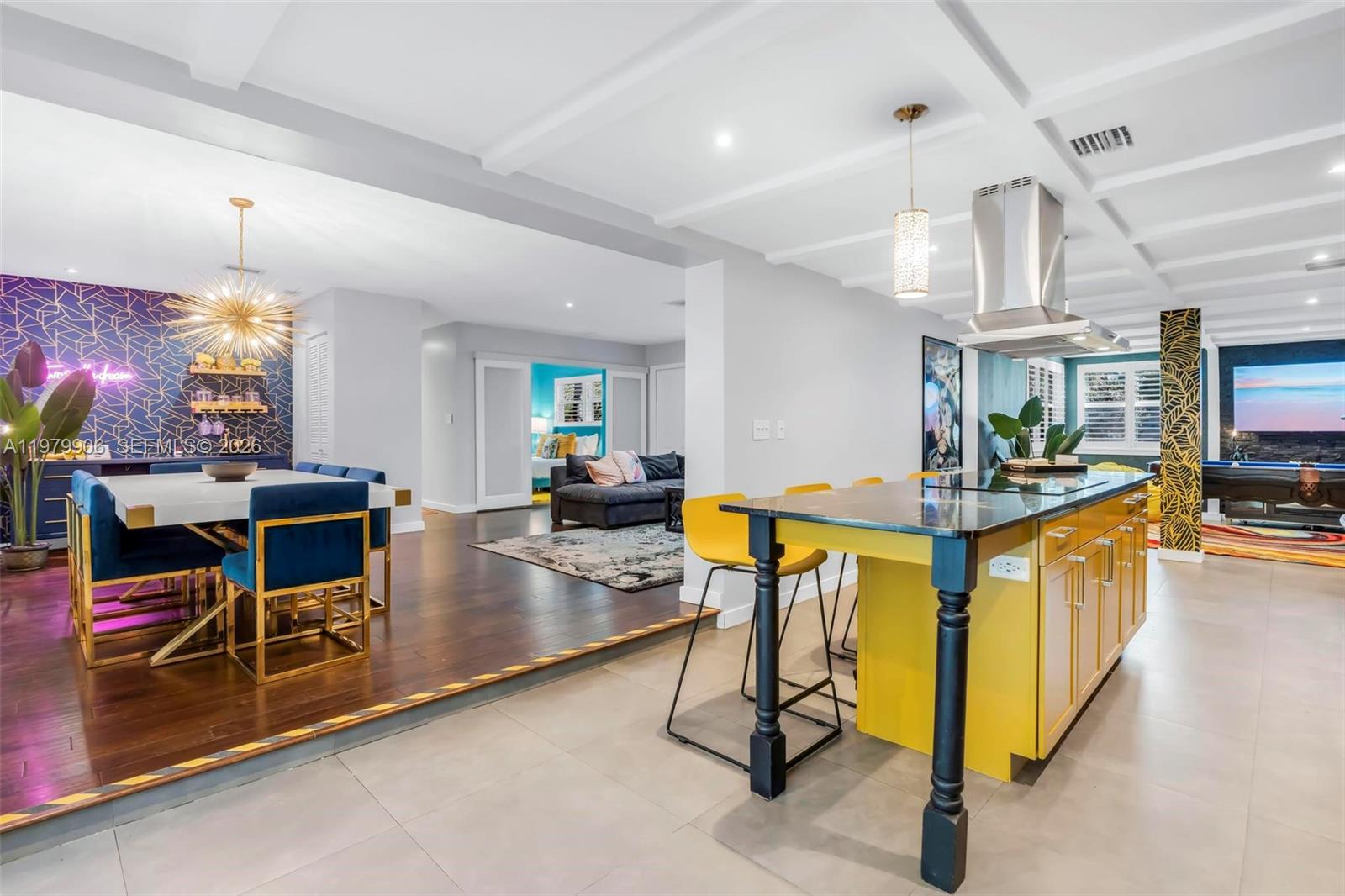 801 NW 24th St Wilton Manors, FL 33311