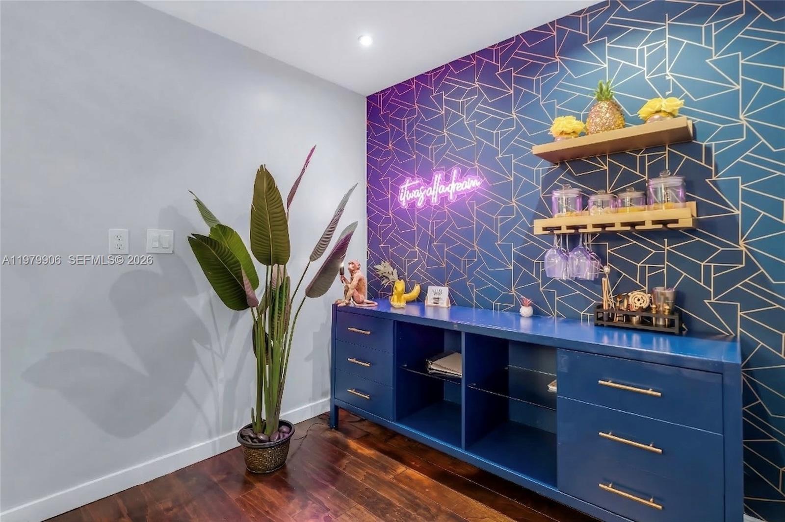 801 NW 24th St Wilton Manors, FL 33311