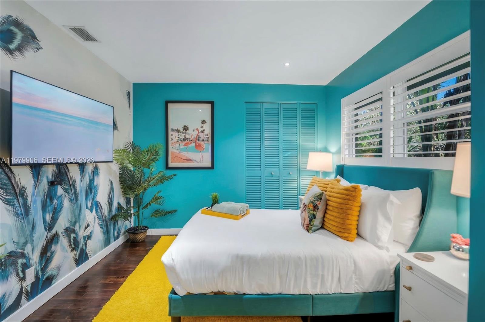 801 NW 24th St Wilton Manors, FL 33311