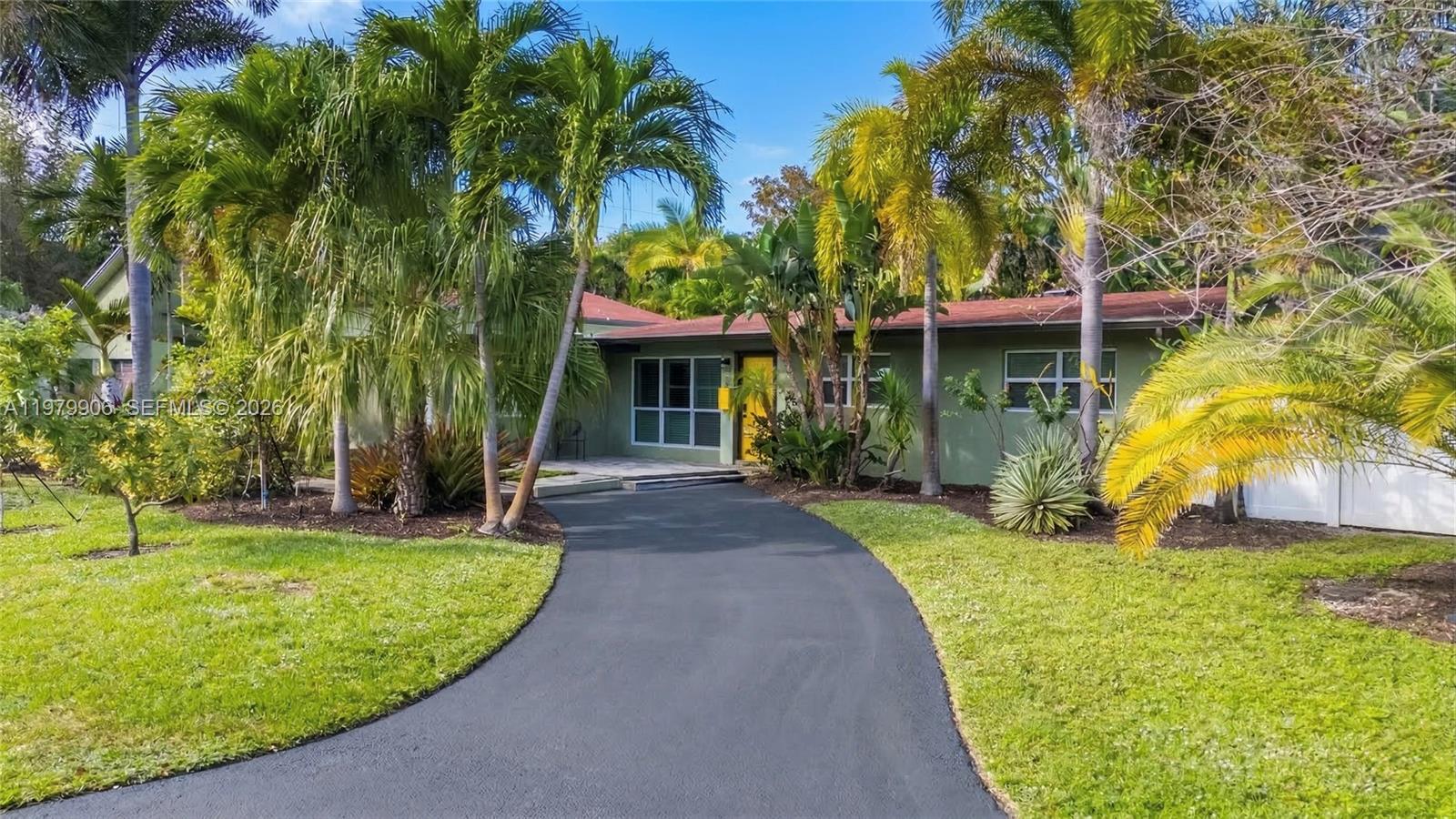 801 NW 24th St Wilton Manors, FL 33311
