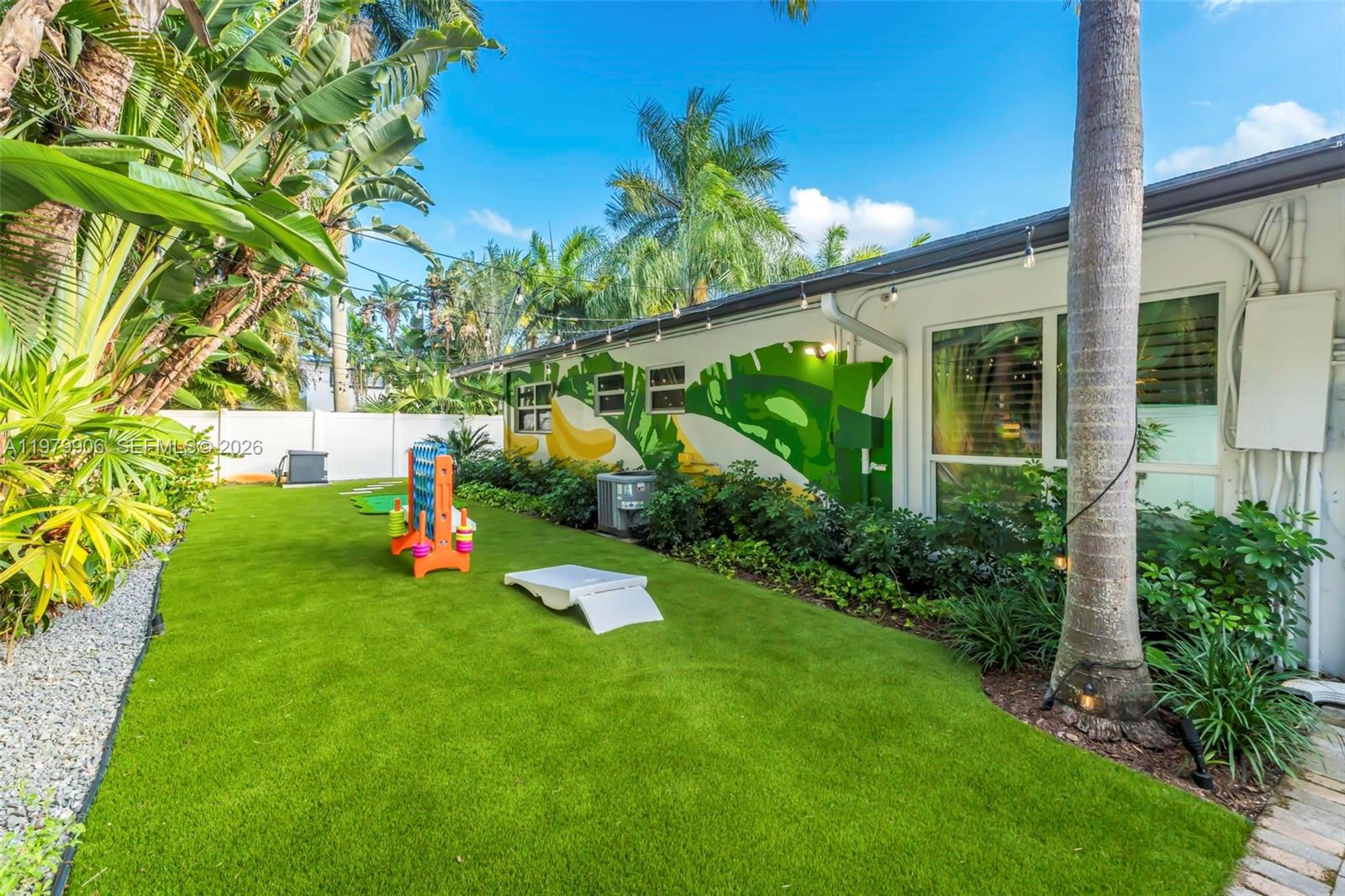 801 NW 24th St Wilton Manors, FL 33311