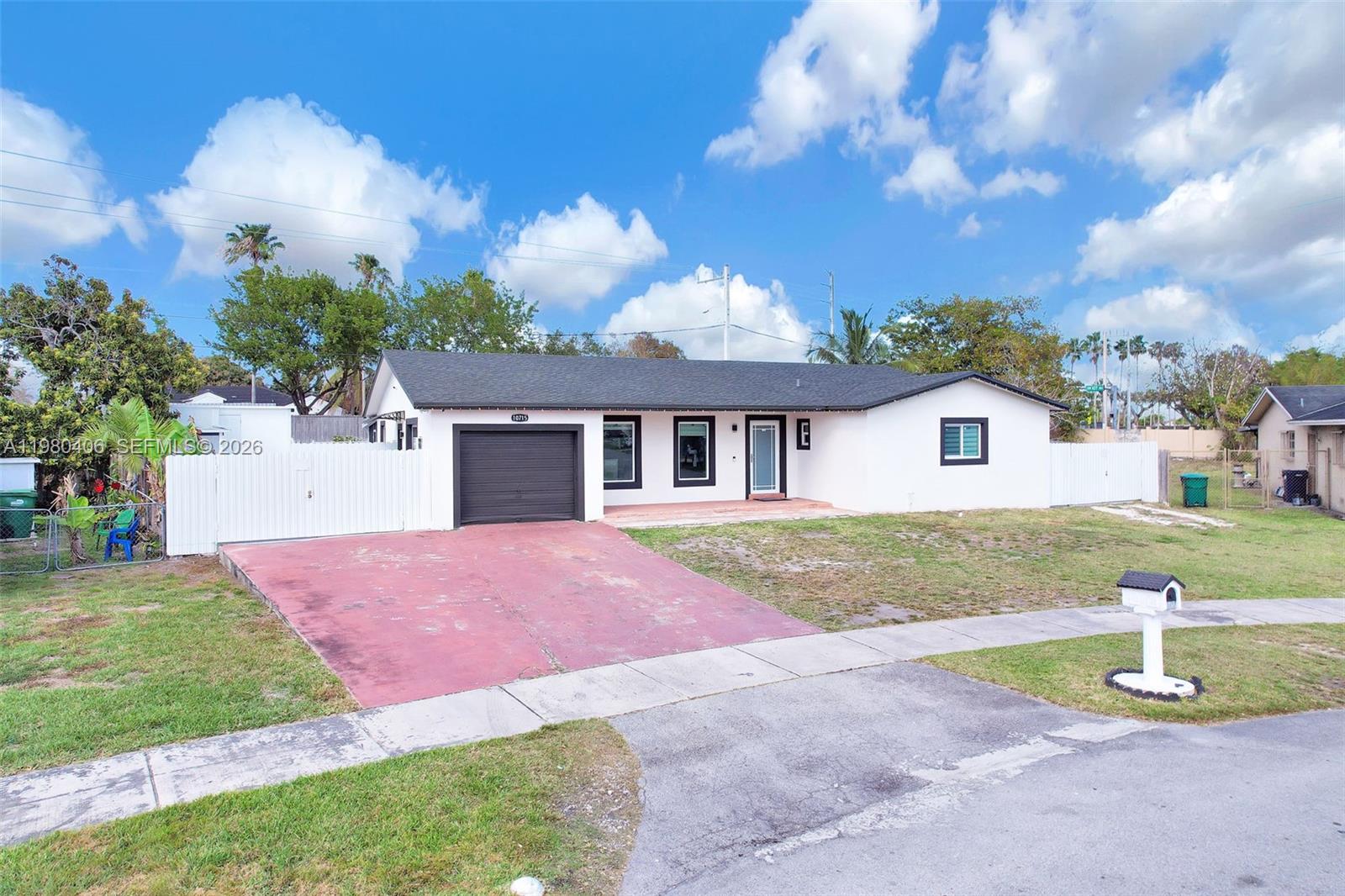 10715 SW 168th Ter Miami, FL 33157