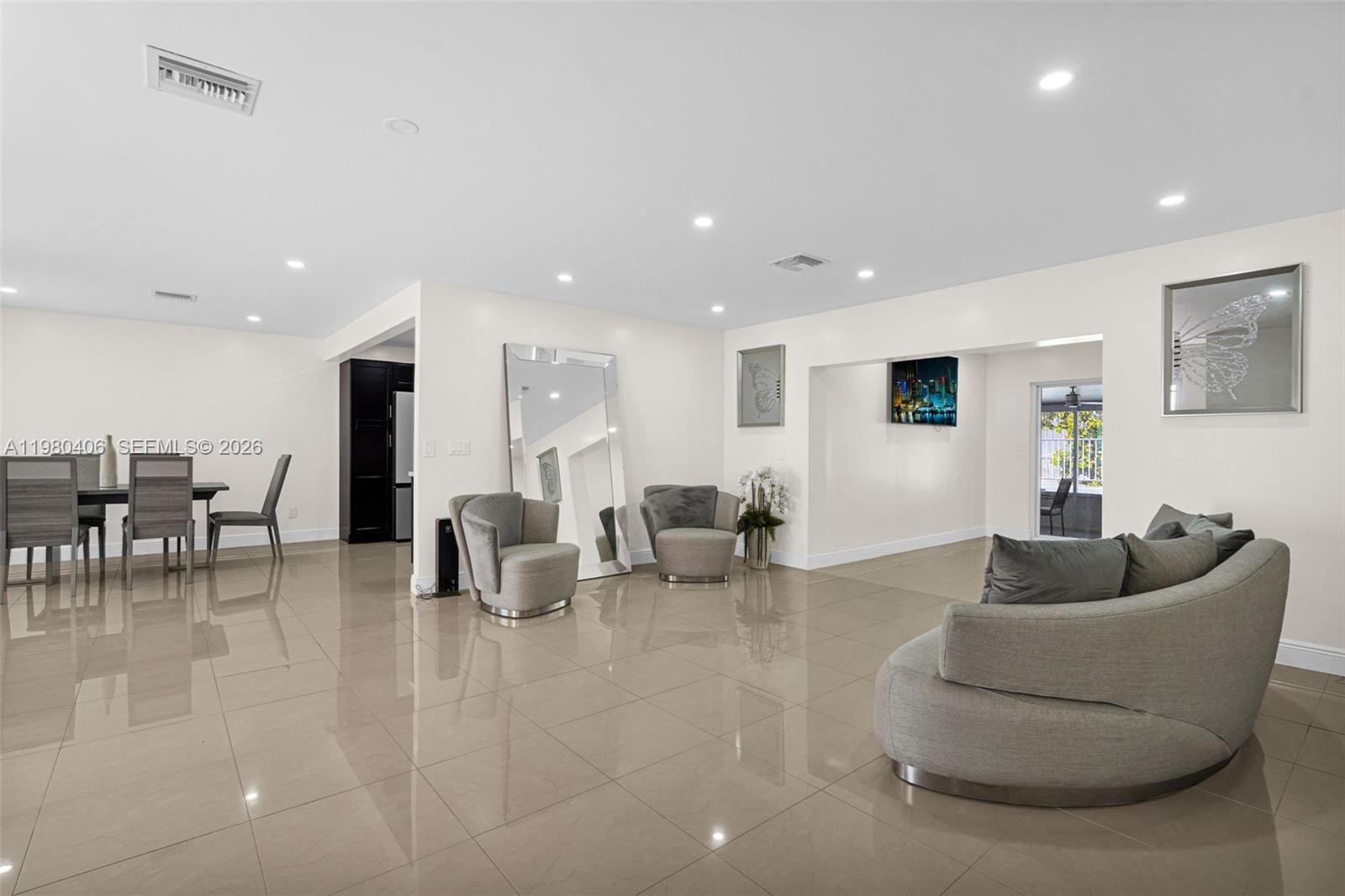 10715 SW 168th Ter Miami, FL 33157