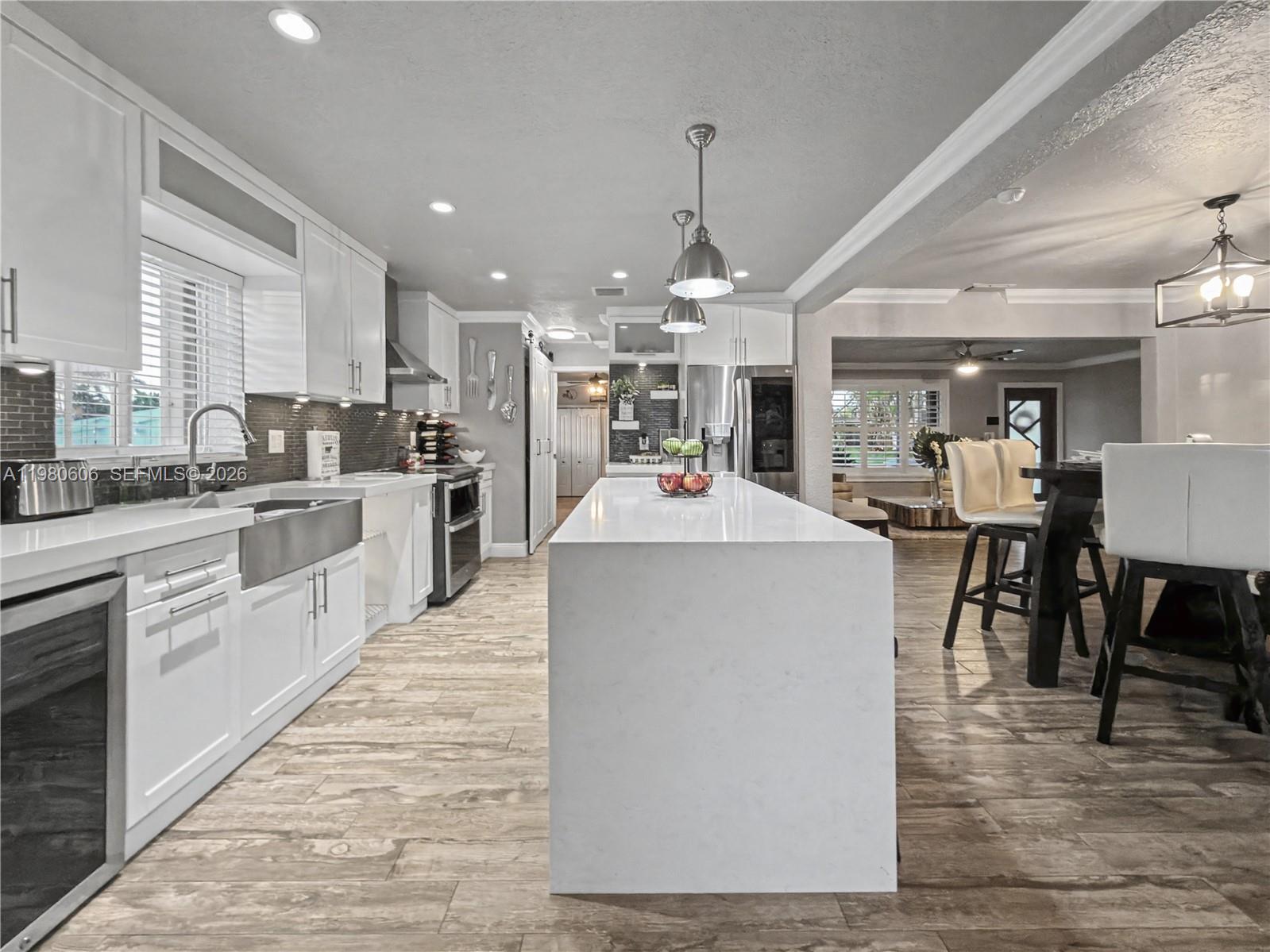 11040 NW 22nd St Pembroke Pines, FL 33026