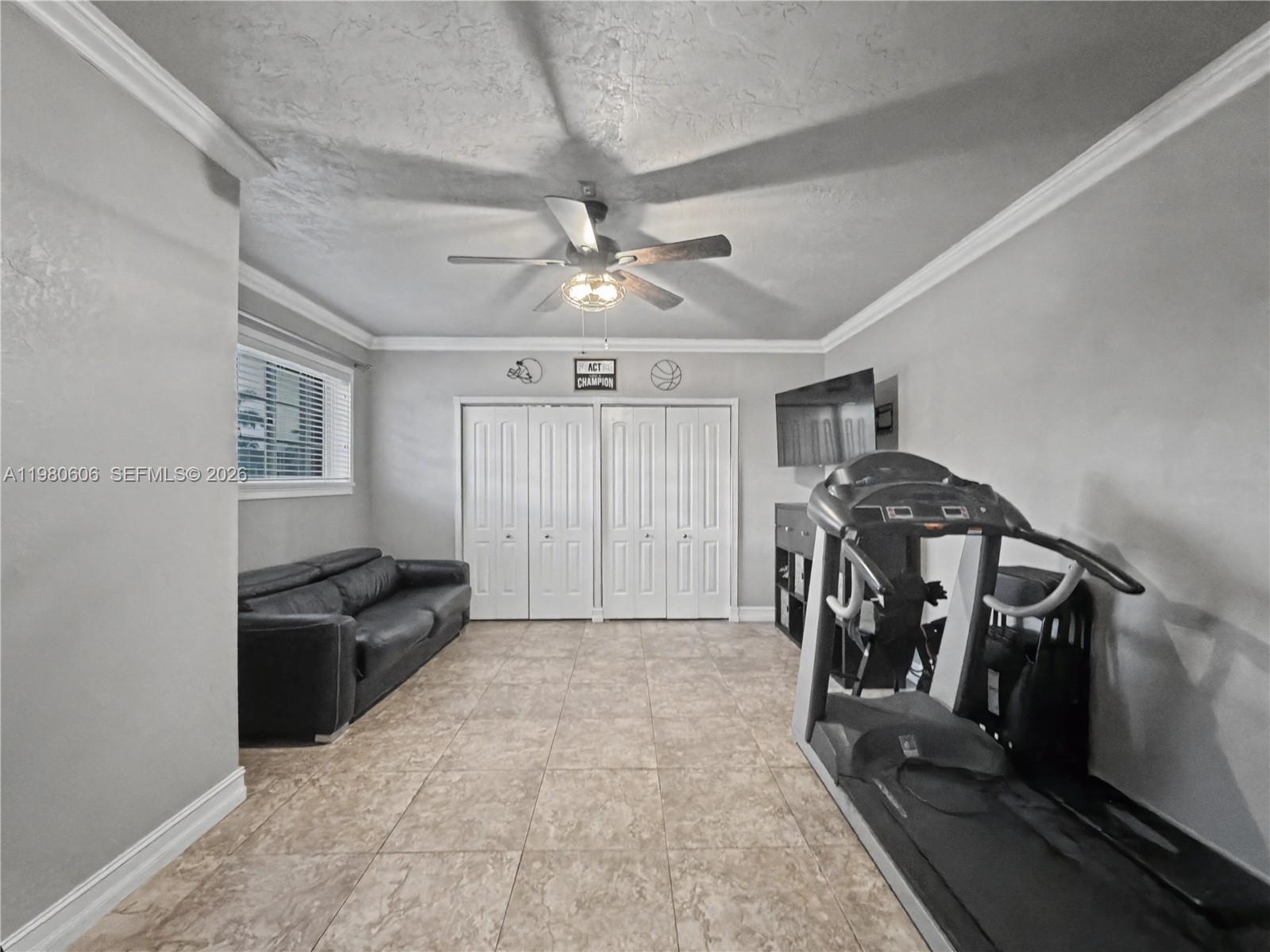 11040 NW 22nd St Pembroke Pines, FL 33026