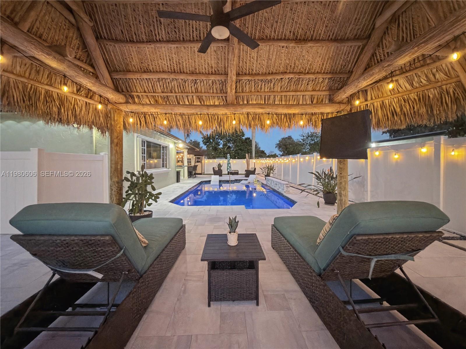 11040 NW 22nd St Pembroke Pines, FL 33026