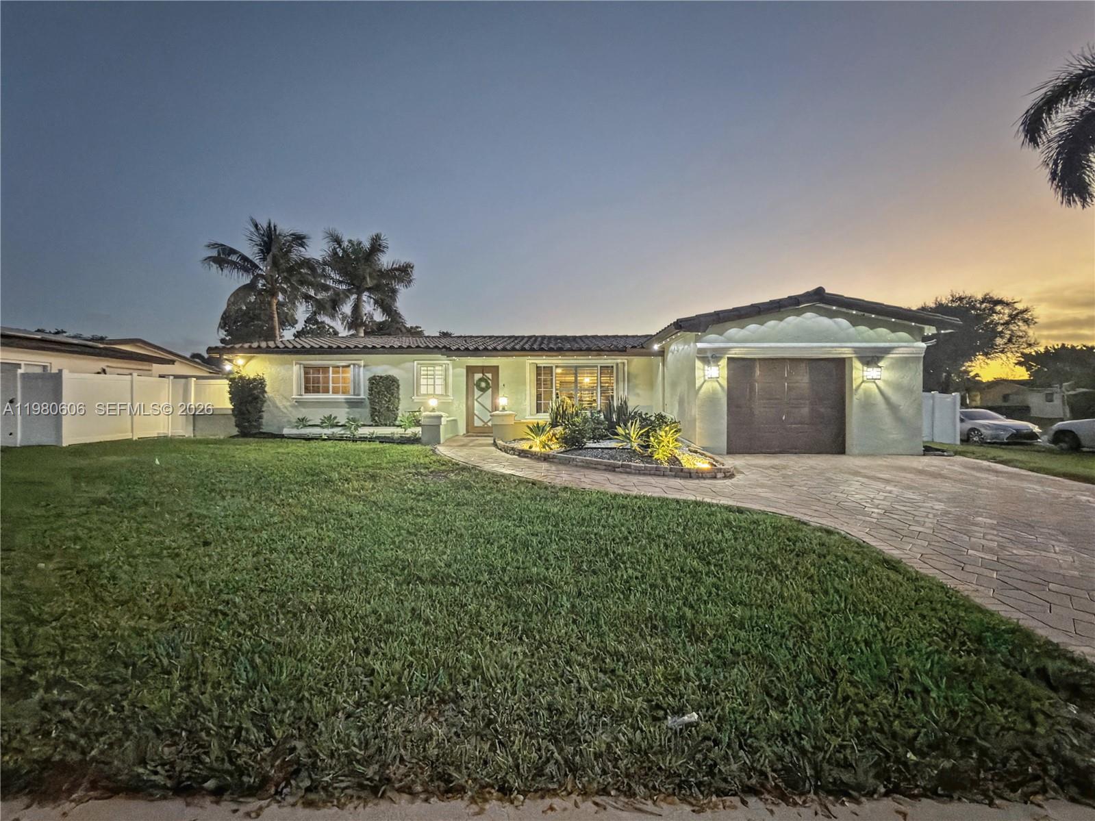 11040 NW 22nd St Pembroke Pines, FL 33026