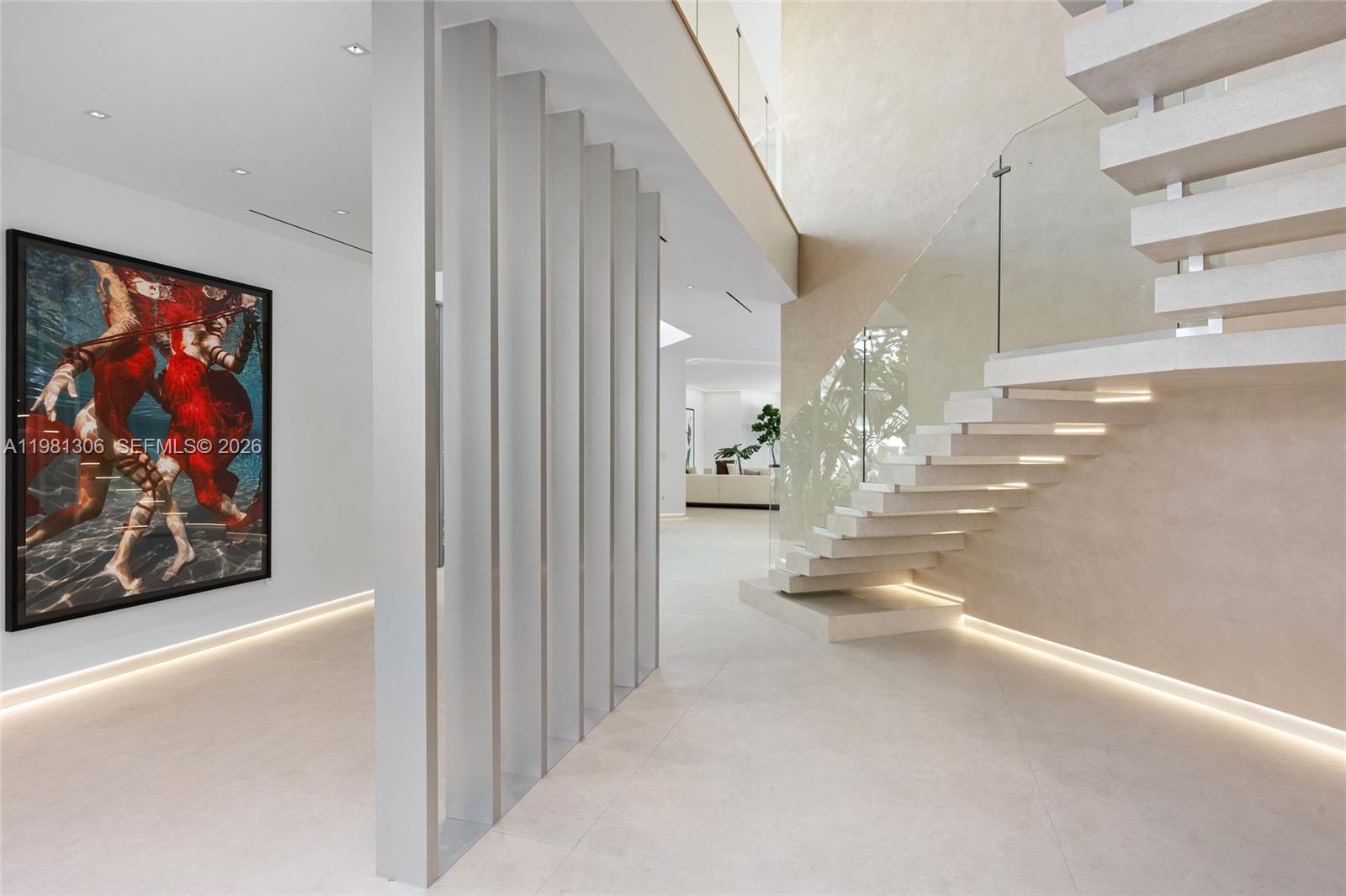 503 Palm Dr Hallandale Beach, FL 33009