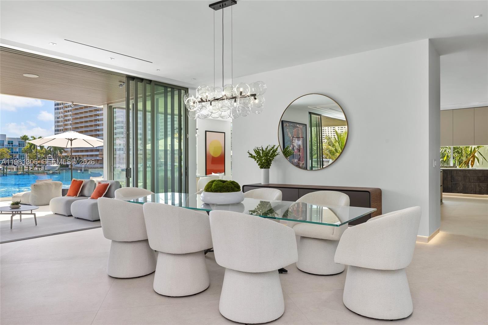 503 Palm Dr Hallandale Beach, FL 33009