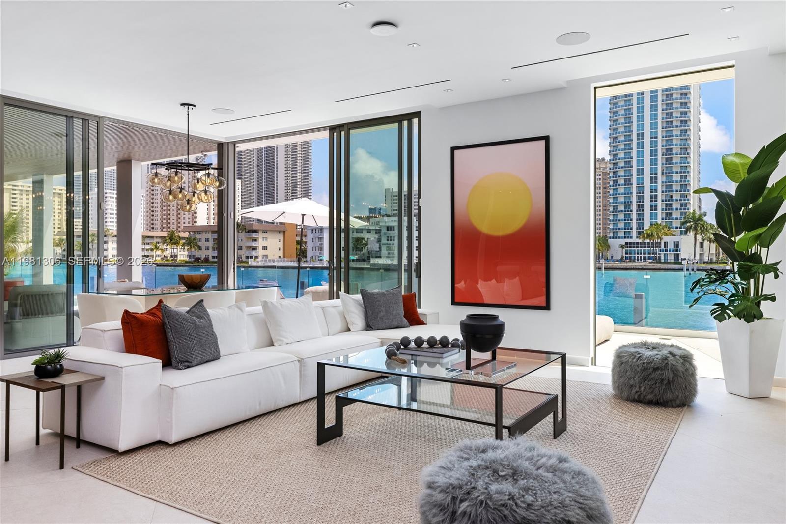 503 Palm Dr Hallandale Beach, FL 33009