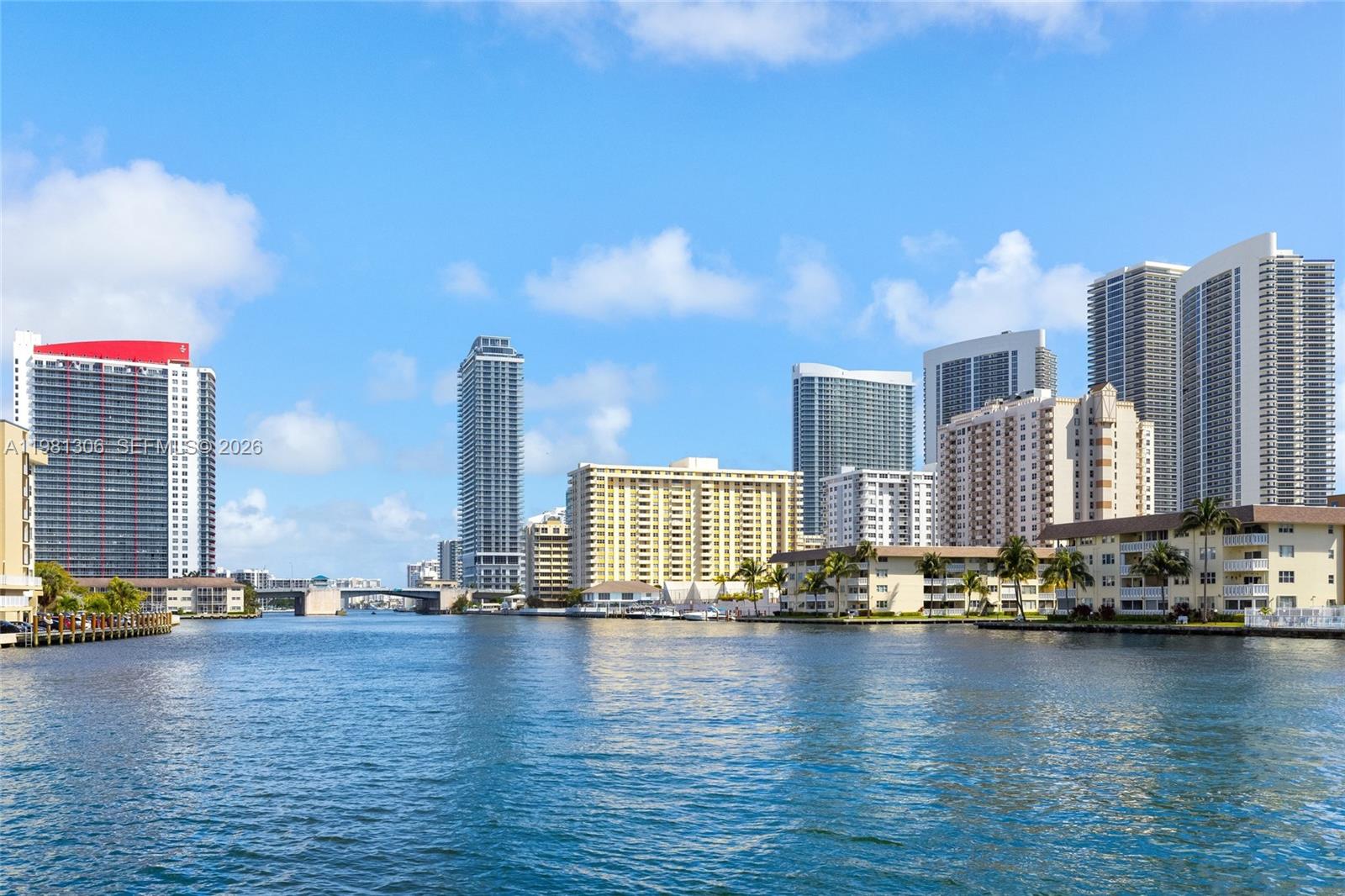 503 Palm Dr Hallandale Beach, FL 33009