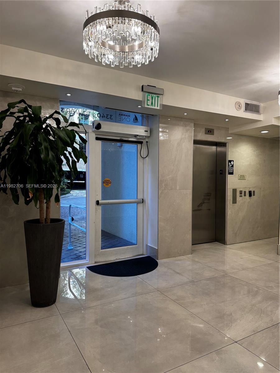 image Aventura Marina 121