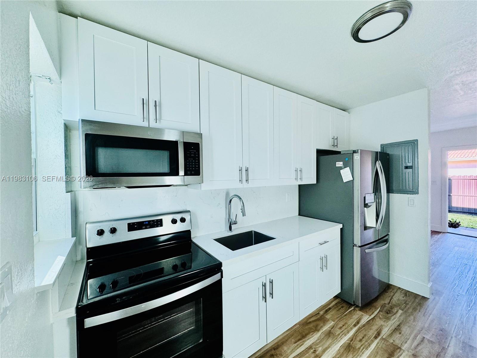 609 NW 2nd Ave #1 Hallandale Beach, FL 33009