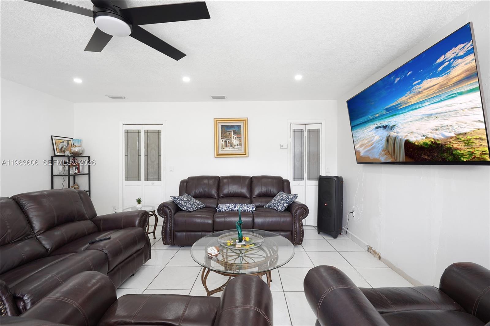 2122 SW 58th Ave Miami, FL 33155