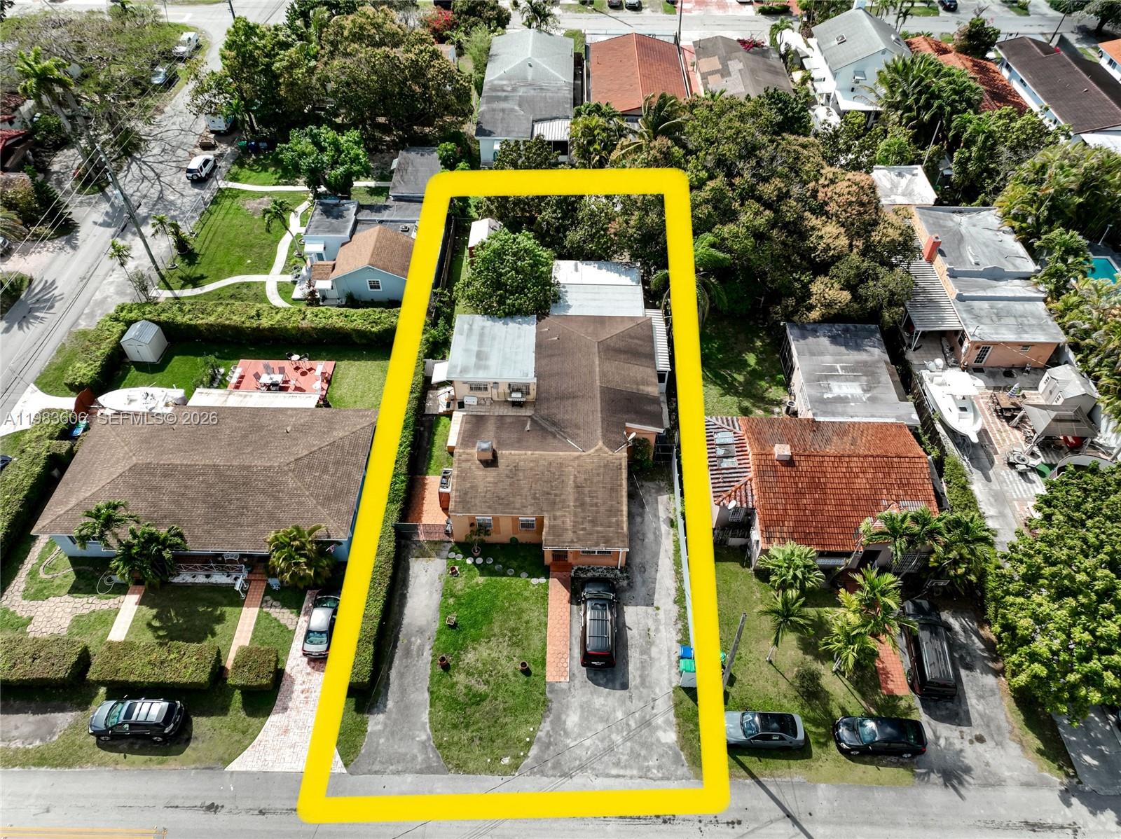 2122 SW 58th Ave Miami, FL 33155