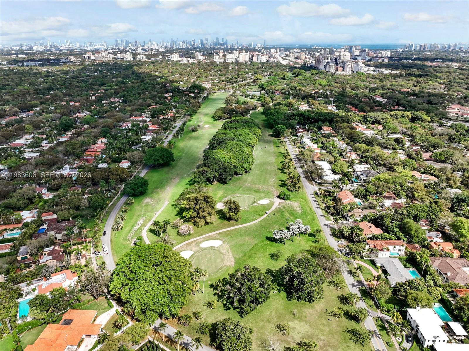 2122 SW 58th Ave Miami, FL 33155