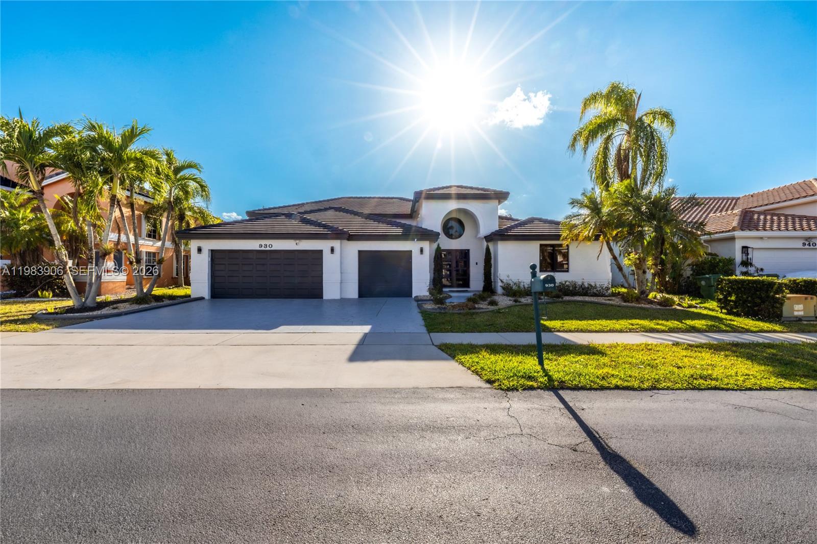 930 NW 197th Ave Pembroke Pines, FL 33029