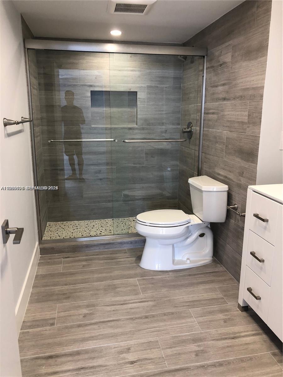 20515 E Country Clb Dr #1045 Aventura, FL 33180