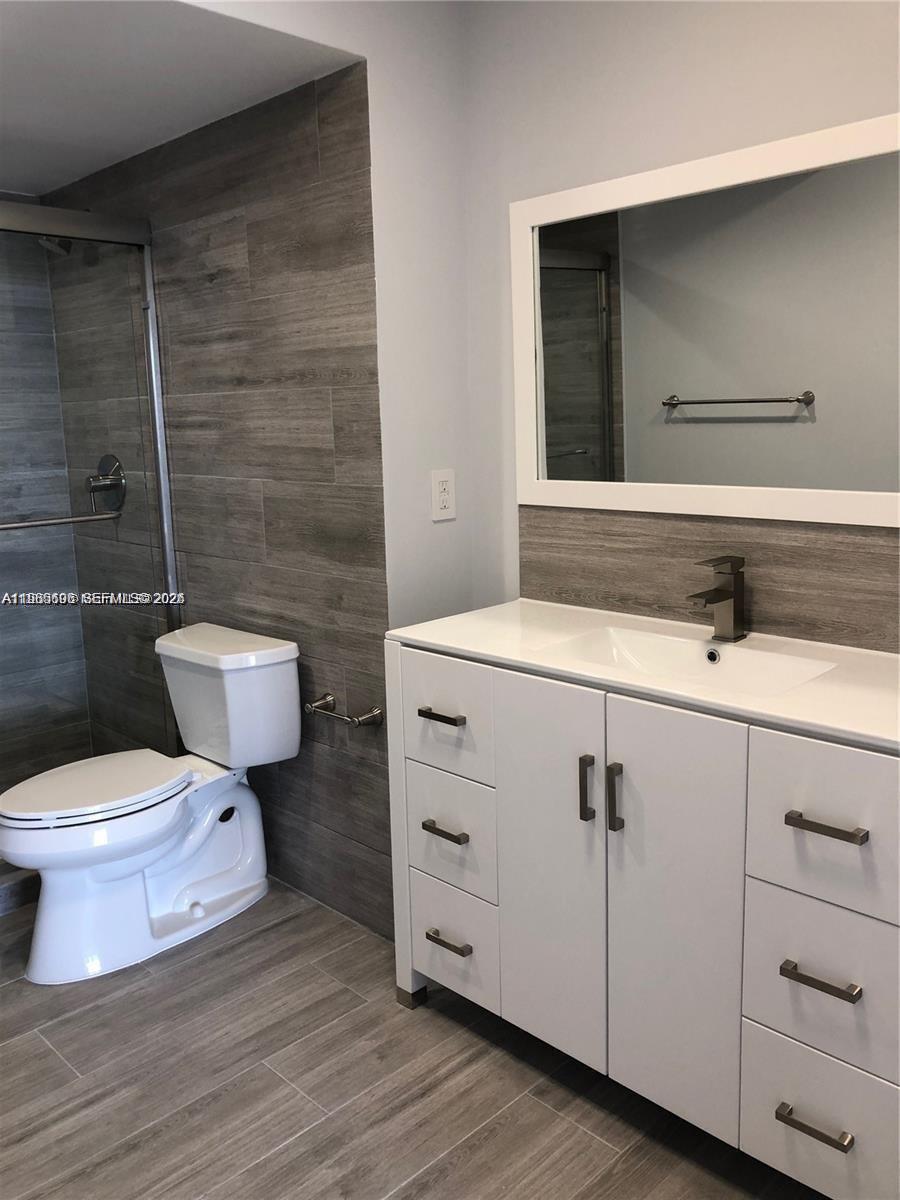 20515 E Country Clb Dr #1045 Aventura, FL 33180