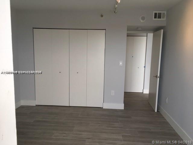 20515 E Country Clb Dr #1045 Aventura, FL 33180