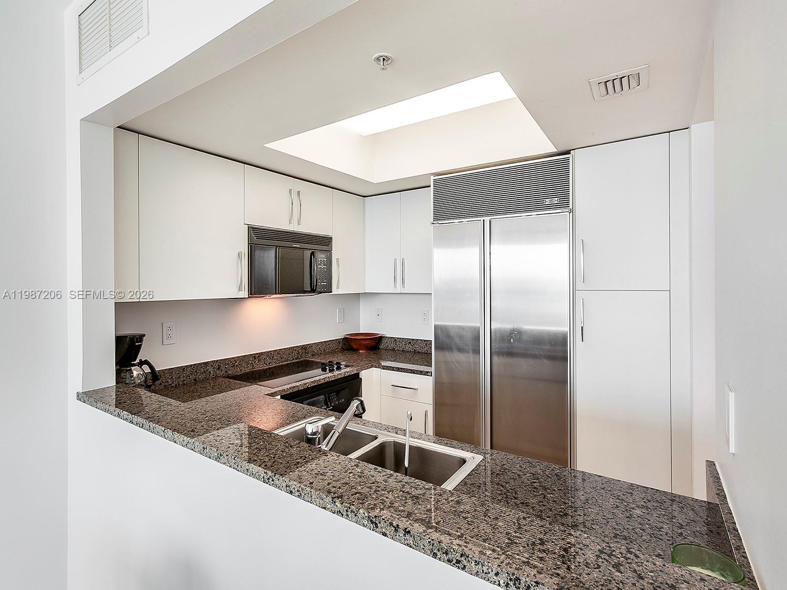 image 1500 Ocean Drive6