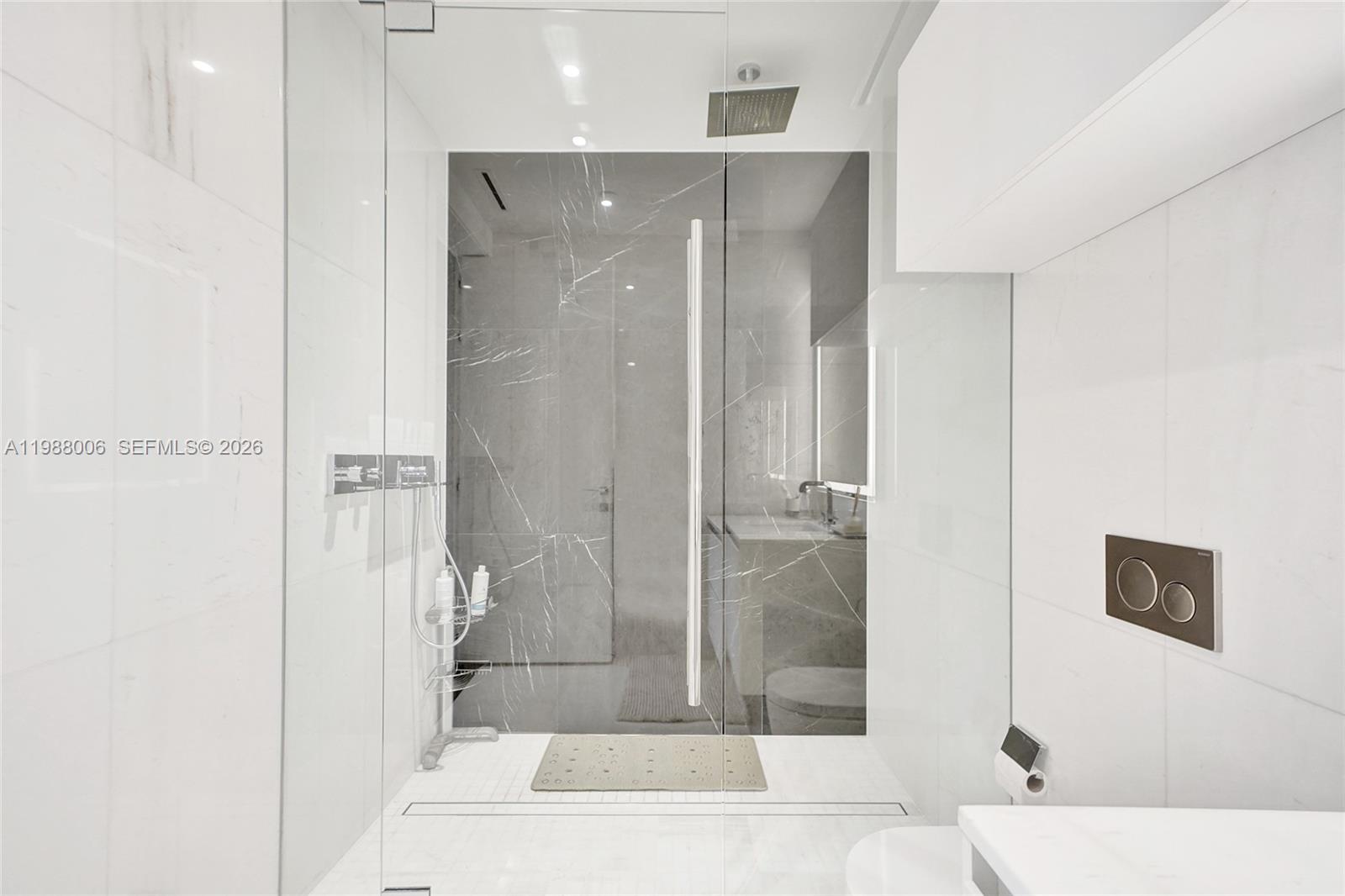 image Aston Martin Residences28