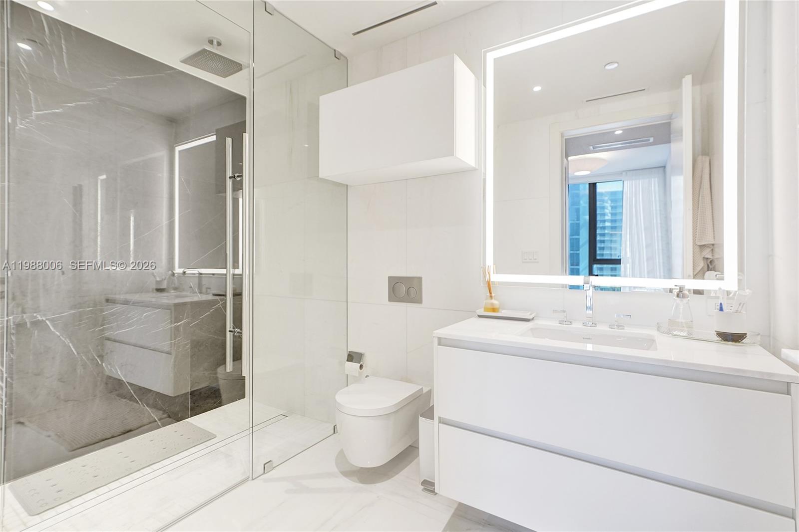 image Aston Martin Residences31