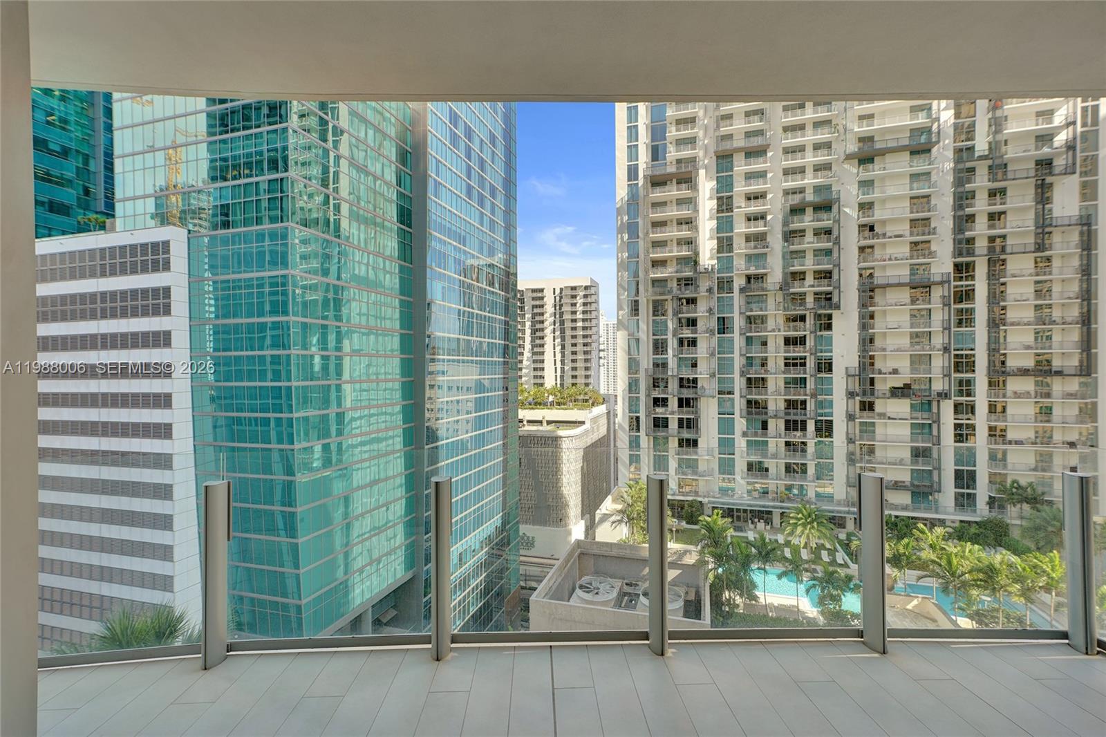 image Aston Martin Residences59