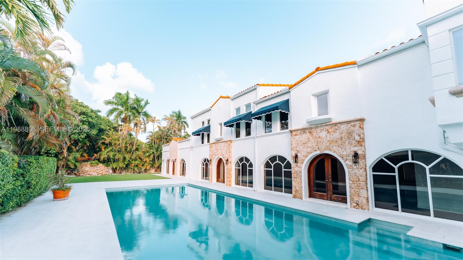 2525 Indian Mound Trl Coral Gables, FL 33134