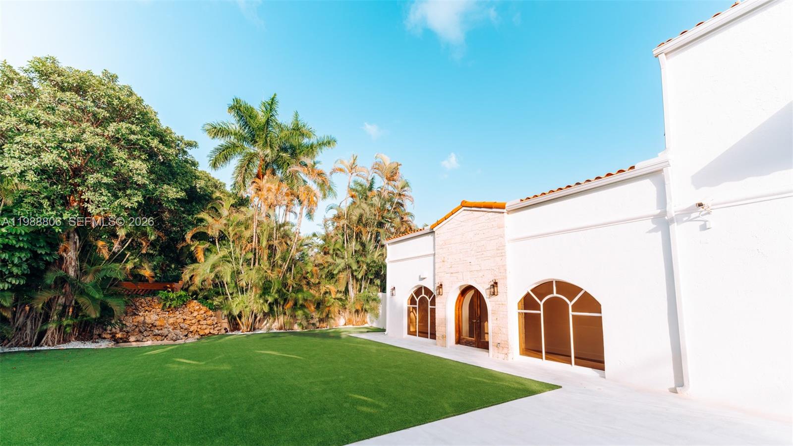 2525 Indian Mound Trl Coral Gables, FL 33134