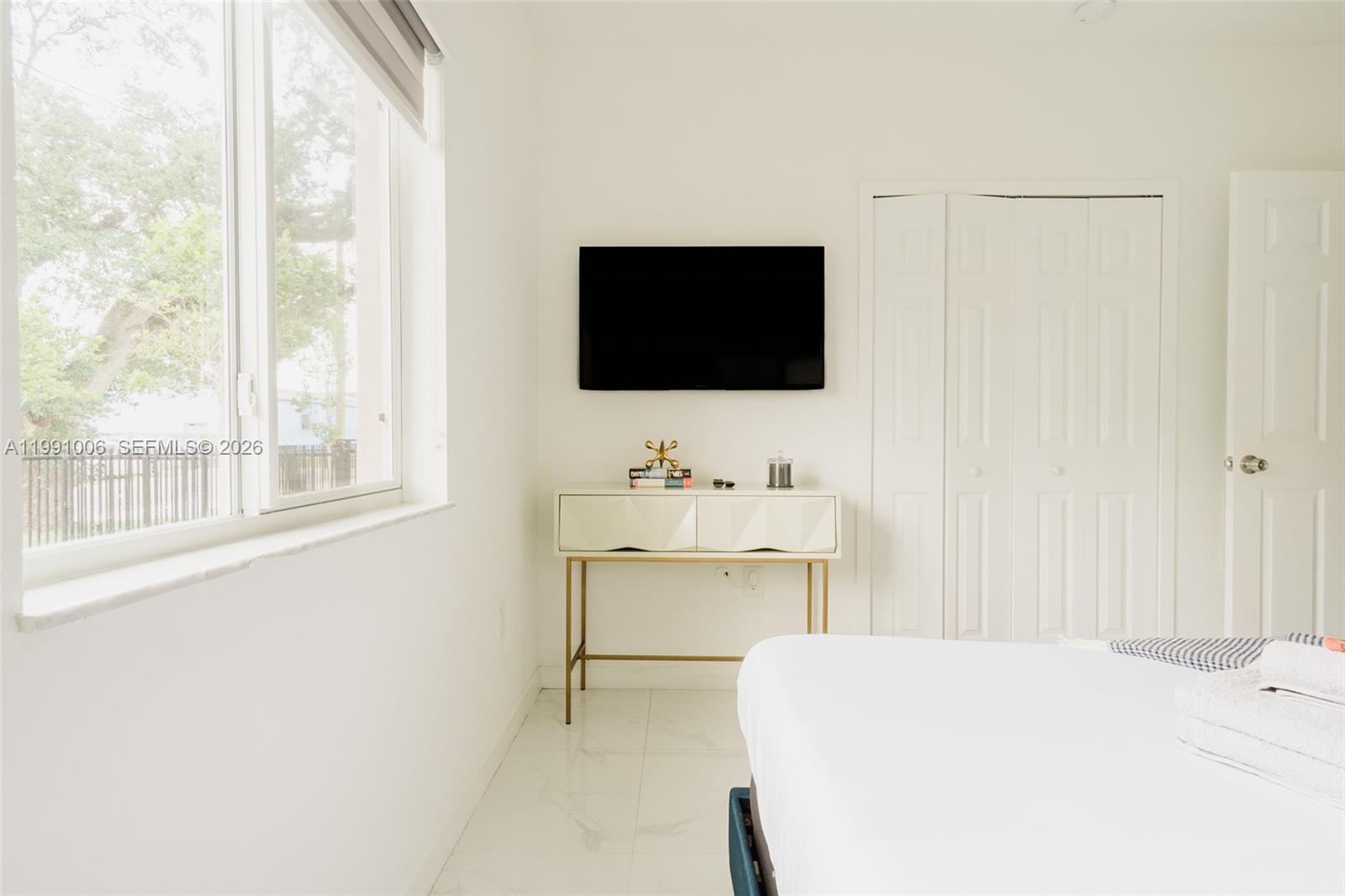 8765 NW 22nd Pl Miami, FL 33147