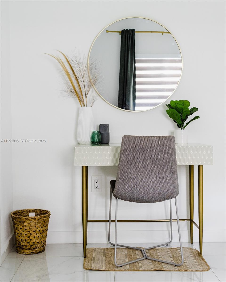 8765 NW 22nd Pl Miami, FL 33147