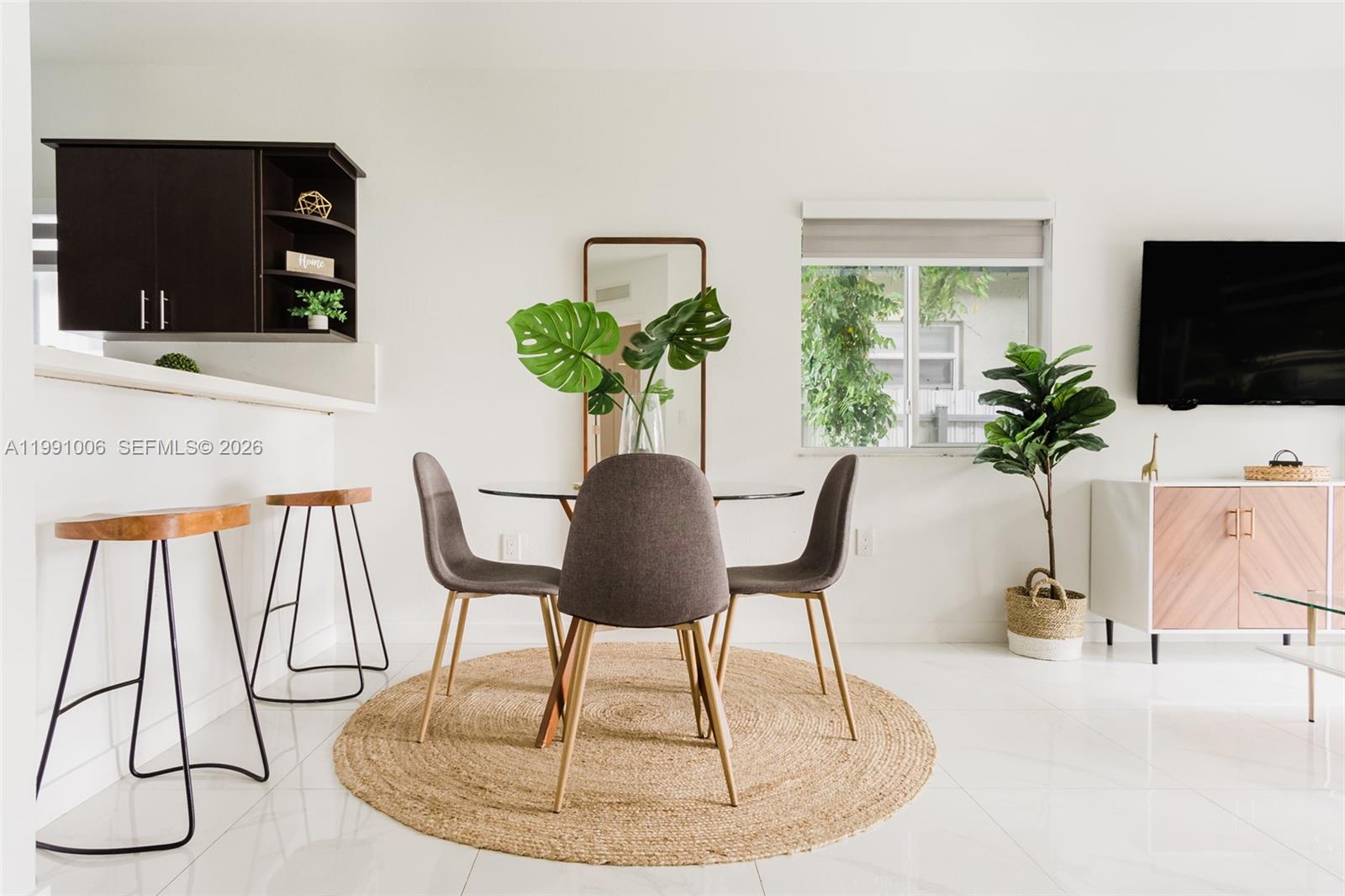 8765 NW 22nd Pl Miami, FL 33147