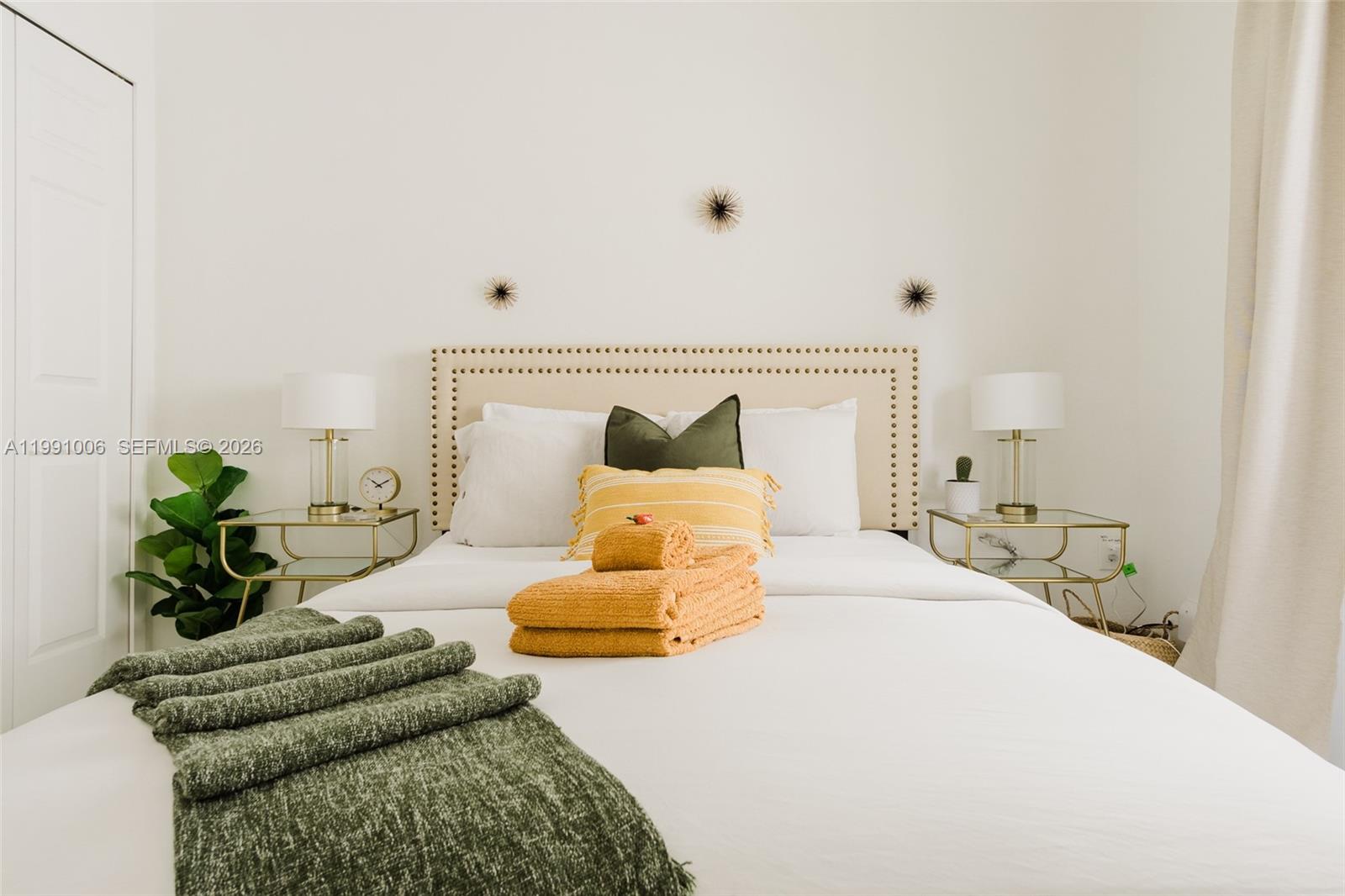 8765 NW 22nd Pl Miami, FL 33147