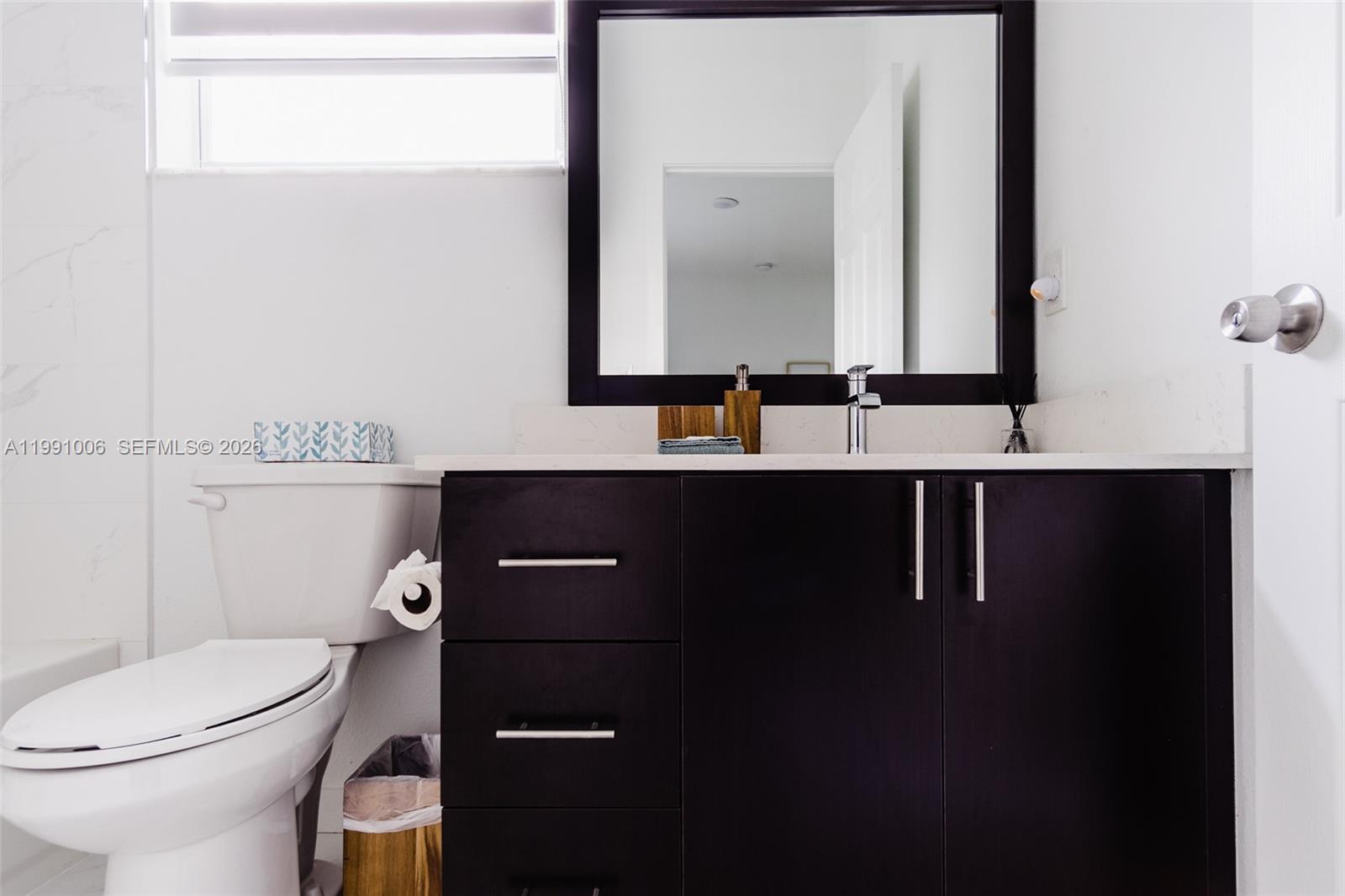 8765 NW 22nd Pl Miami, FL 33147