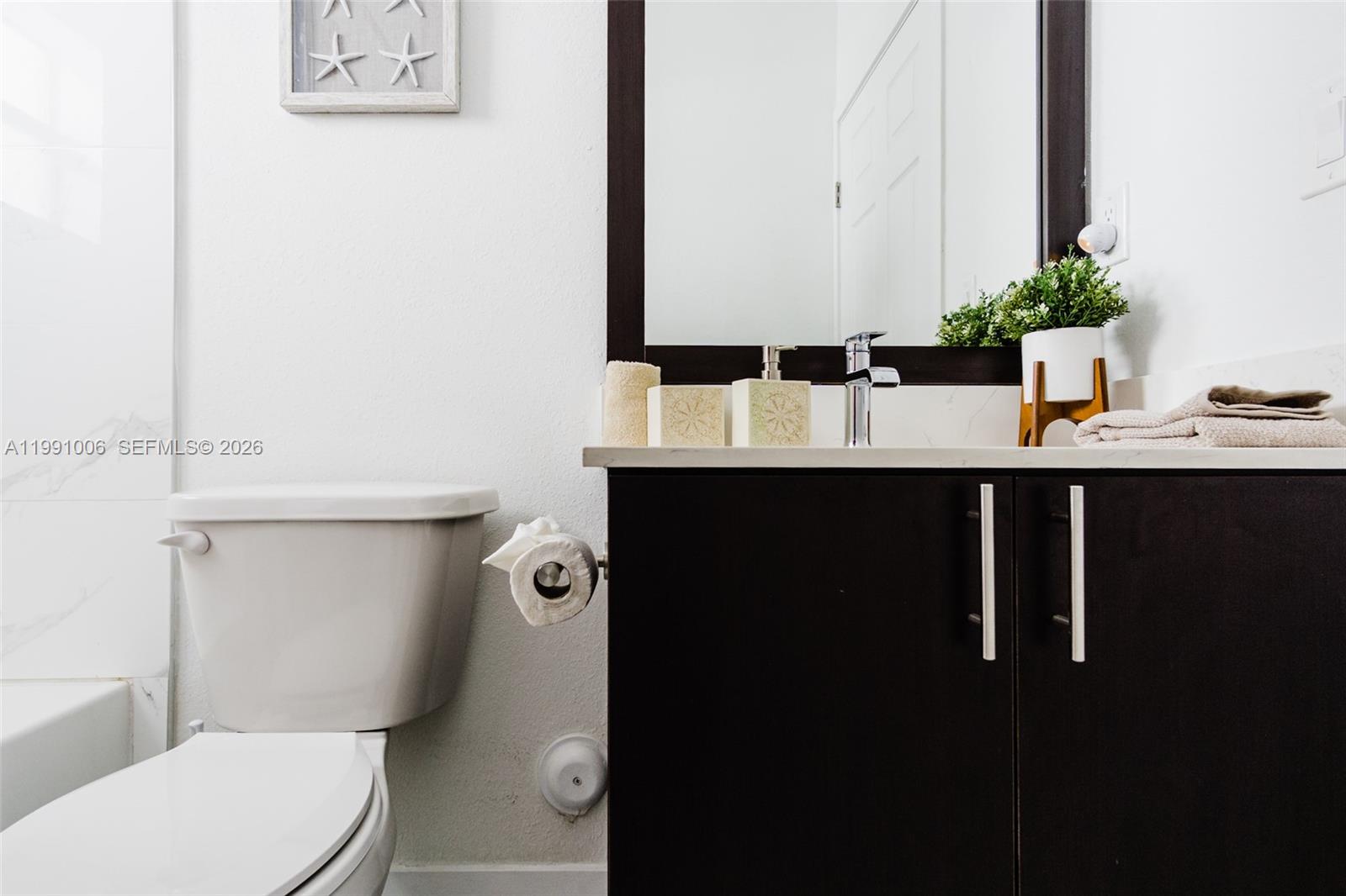 8765 NW 22nd Pl Miami, FL 33147