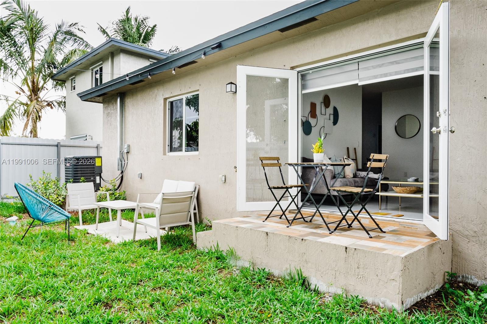 8765 NW 22nd Pl Miami, FL 33147