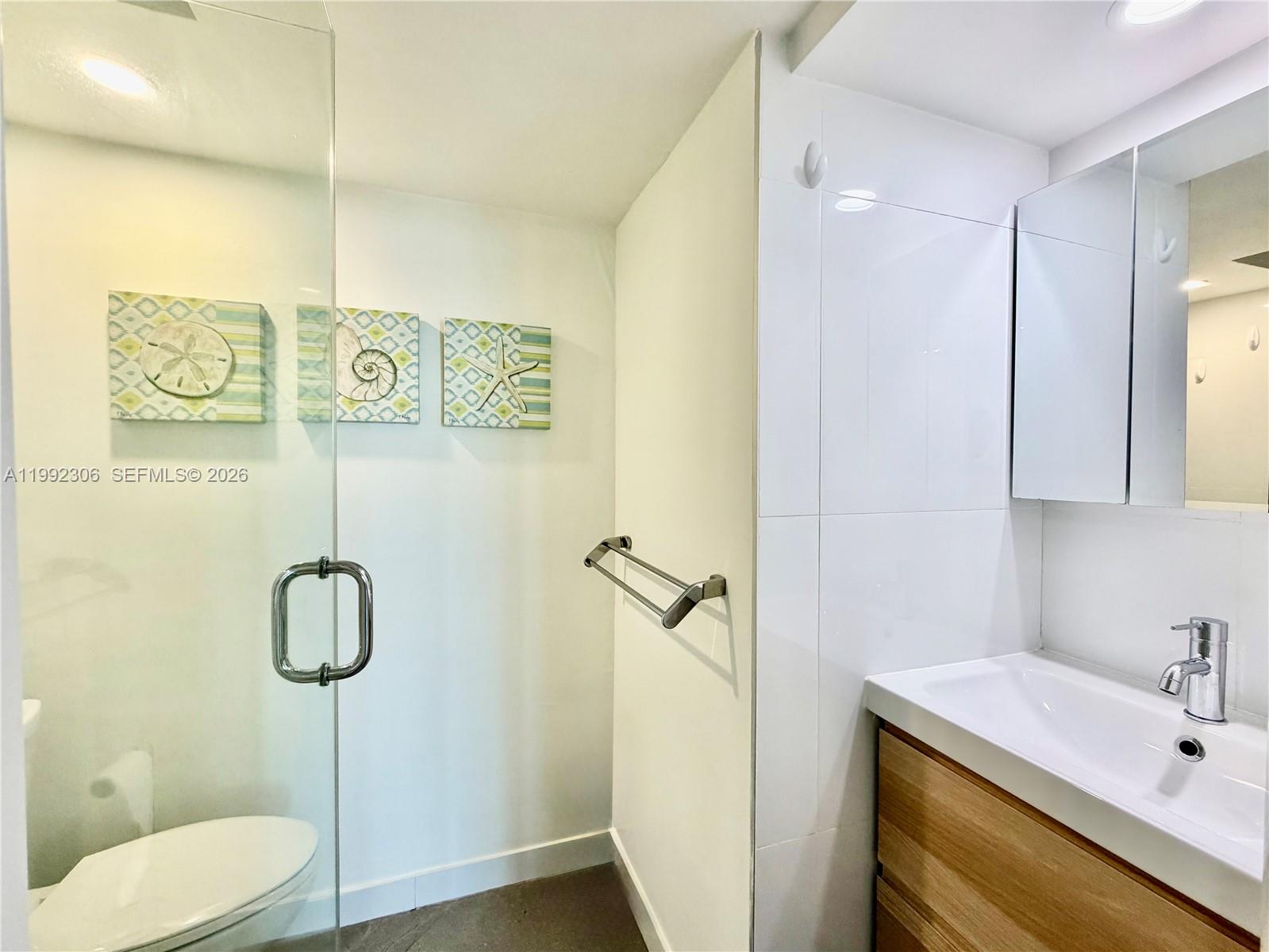 1000 Parkview Dr #723 Hallandale Beach, FL 33009