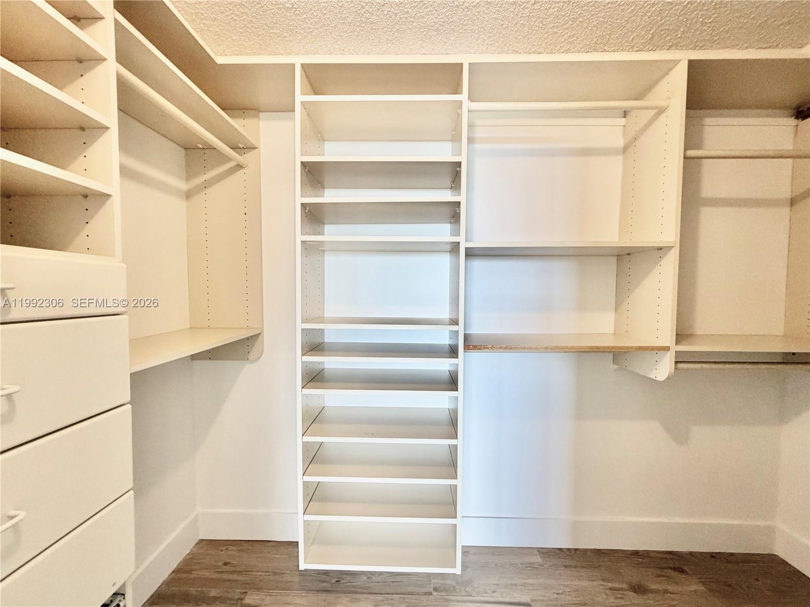 1000 Parkview Dr #723 Hallandale Beach, FL 33009