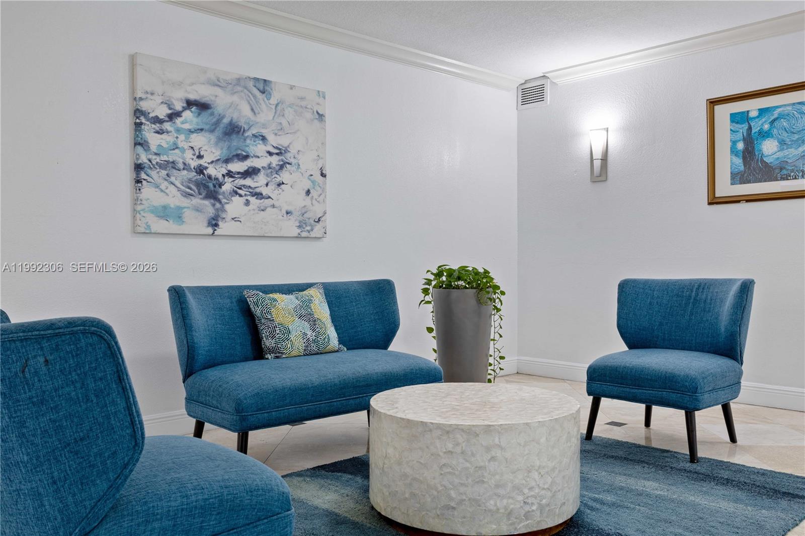 1000 Parkview Dr #723 Hallandale Beach, FL 33009