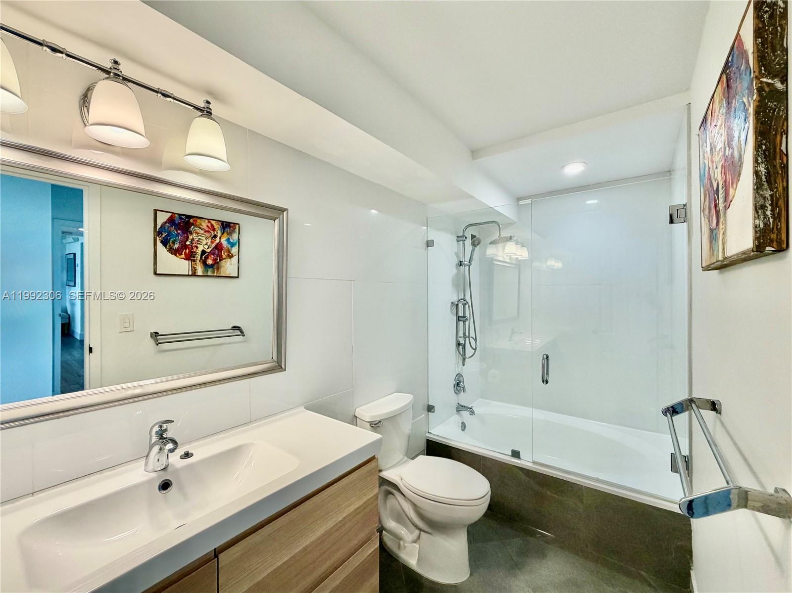 1000 Parkview Dr #723 Hallandale Beach, FL 33009